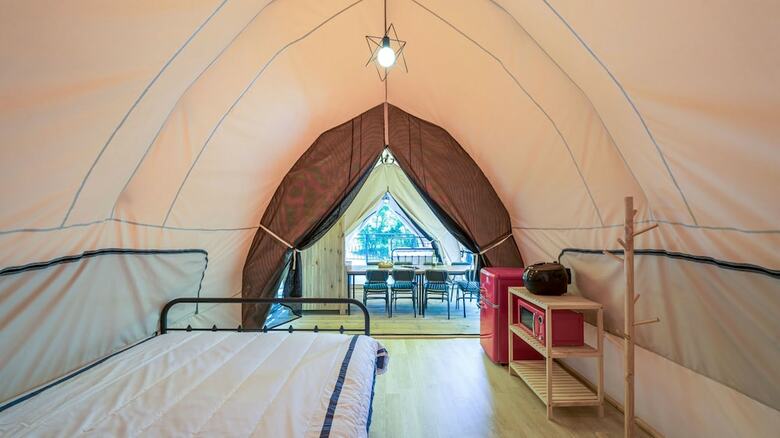 Gapyeong Saeyeon Caravan - Glamping