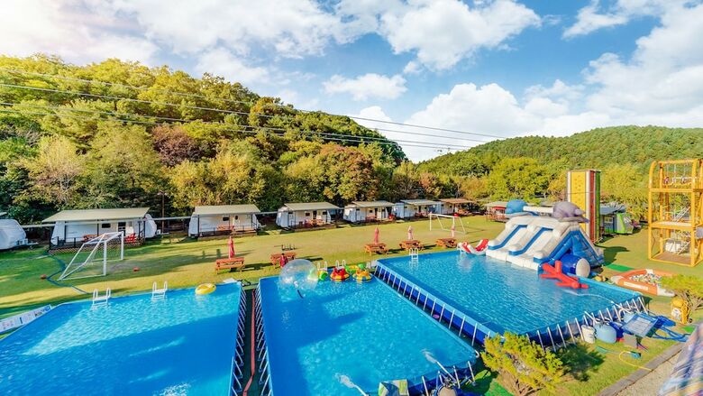 Gapyeong Saeyeon Caravan - Glamping