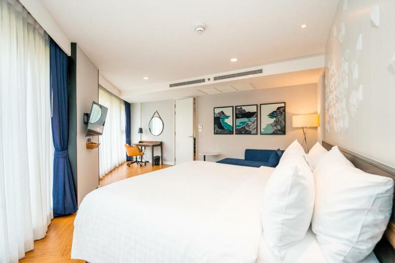 Amanta Hotel & Residence Sathorn