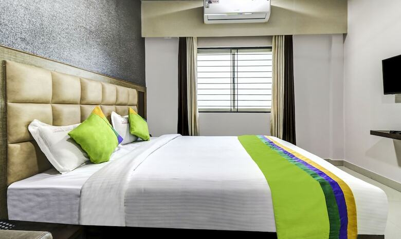 Treebo Trend Hotel Sahara Suites