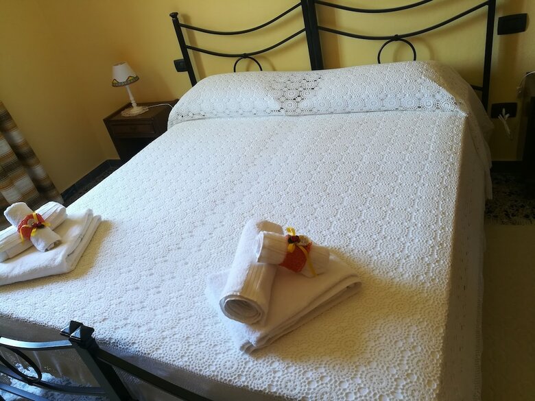 Bed & Breakfast L'agrifoglio Di Emy