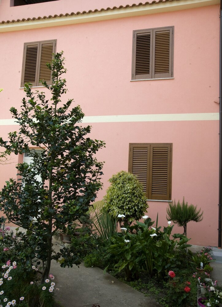 Bed & Breakfast L'agrifoglio Di Emy