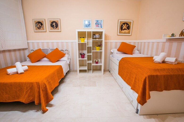 Apartamentos Qh Granada City Center Puentezuelas