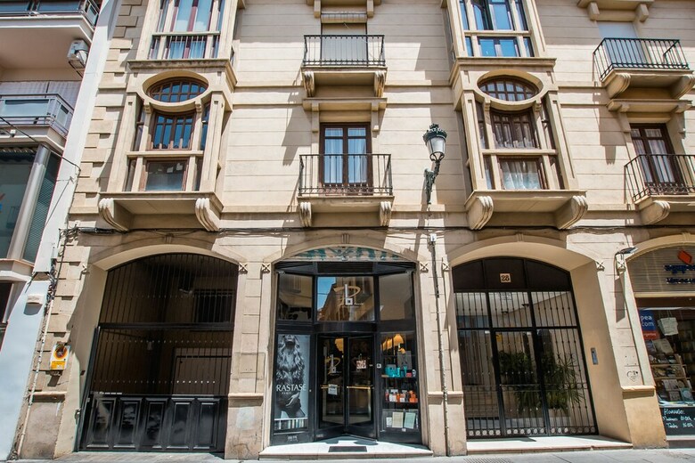 Apartamentos Qh Granada City Center Puentezuelas