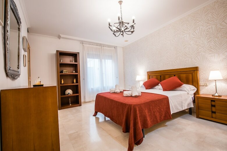 Apartamentos Qh Granada City Center Puentezuelas