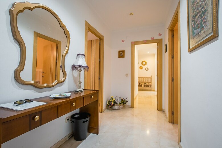 Apartamentos Qh Granada City Center Puentezuelas