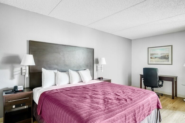 Oyo Hotel Burlington South