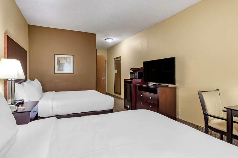 Hotel Comfort Inn & Suites