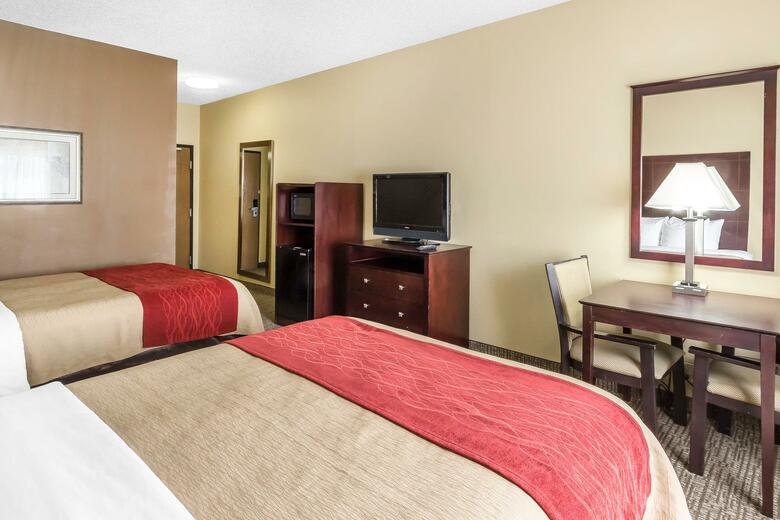 Hotel Comfort Inn & Suites