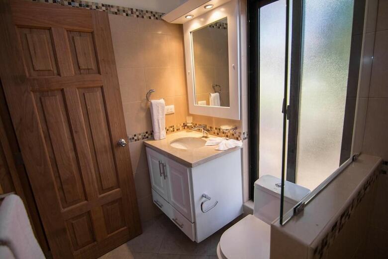 Two Bedroom Just Build Quiet And Private