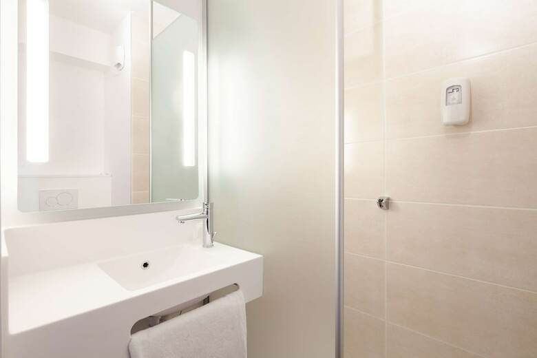B&B Hotel Massy Gare Tgv