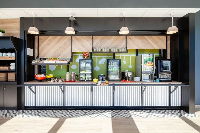 B&B Hotel Massy Gare Tgv