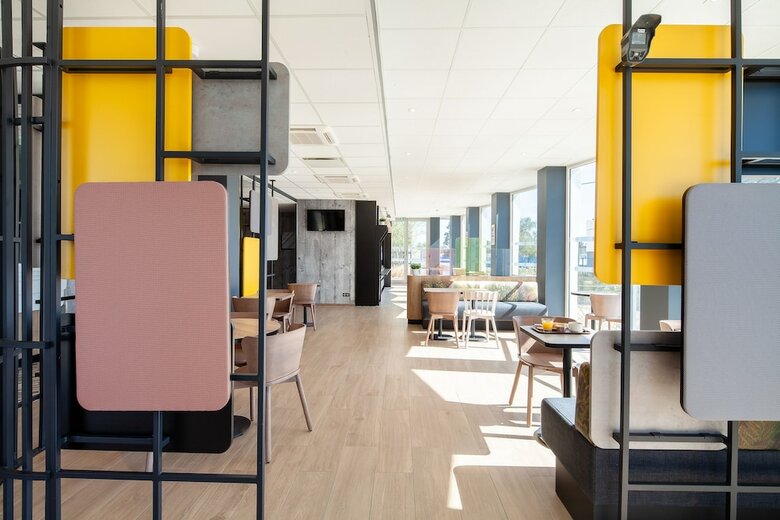 B&B Hotel Massy Gare Tgv