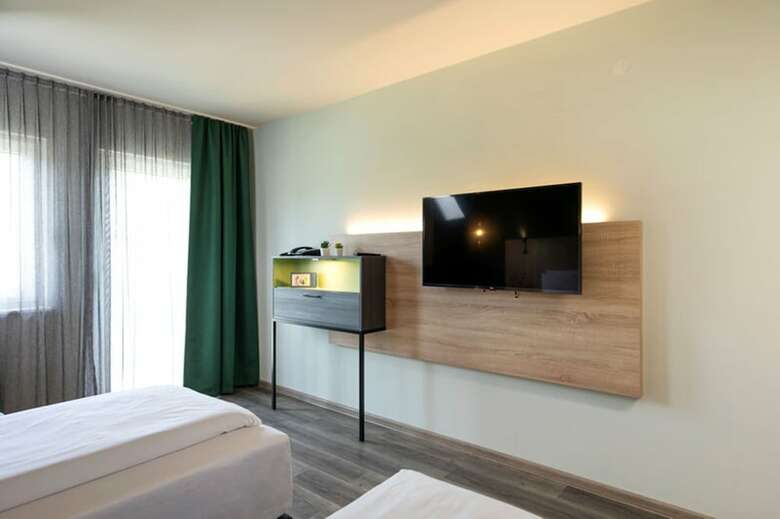 Hotel Achat Premium Walldorf / Reilingen