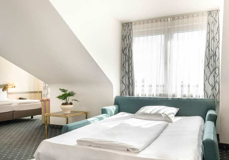 Hotel Achat Premium Walldorf / Reilingen