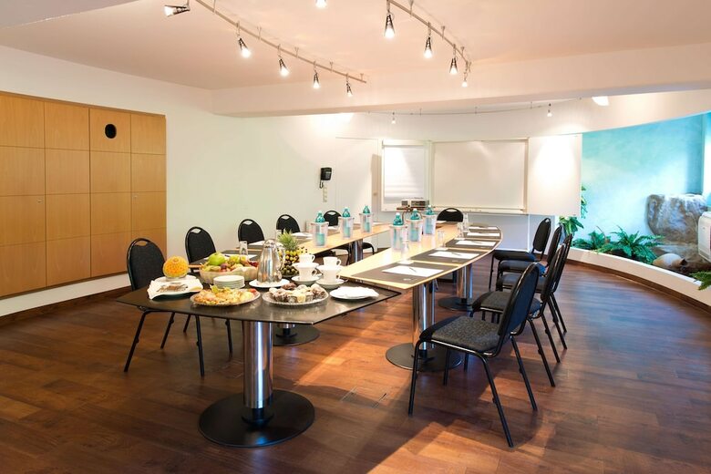 Hotel Achat Premium Walldorf / Reilingen
