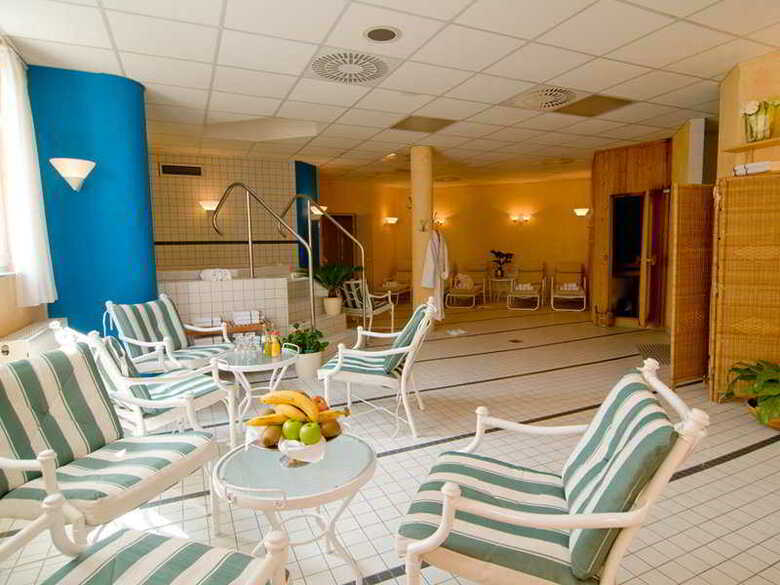 Hotel Achat Premium Walldorf / Reilingen