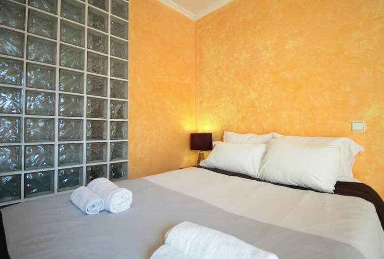 Apartamentos Villaroel Atico