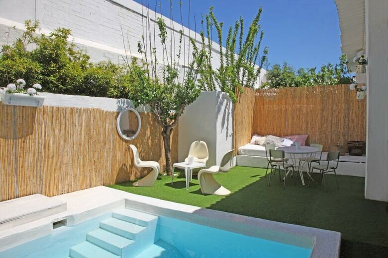 Apartamentos Lila House