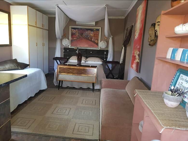 Hotel Calvinia Magic Garden