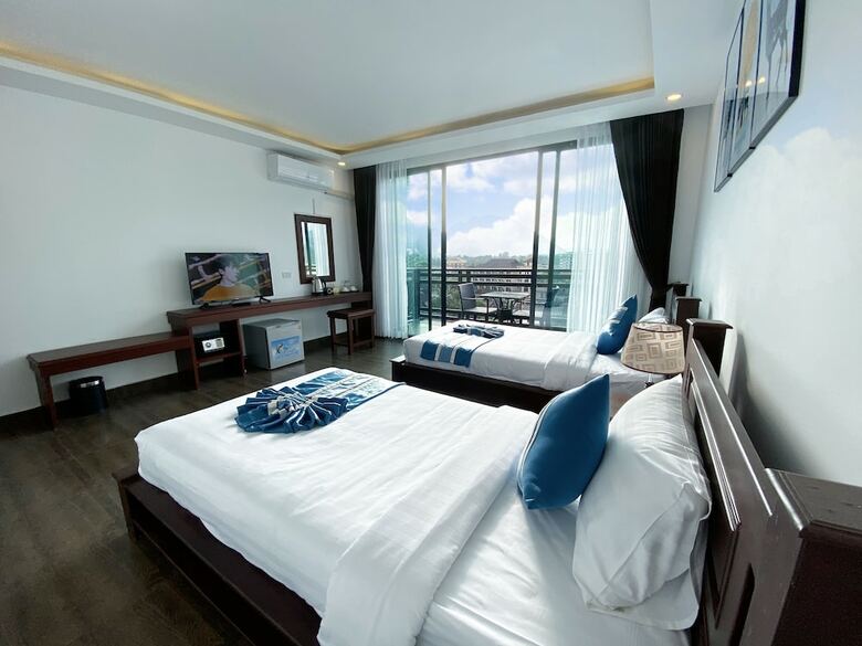 Serene Vang Vieng Hotel