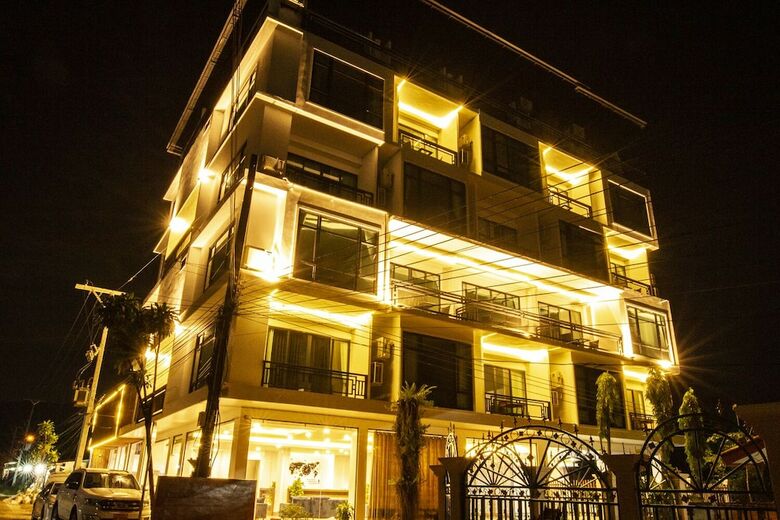 Serene Vang Vieng Hotel