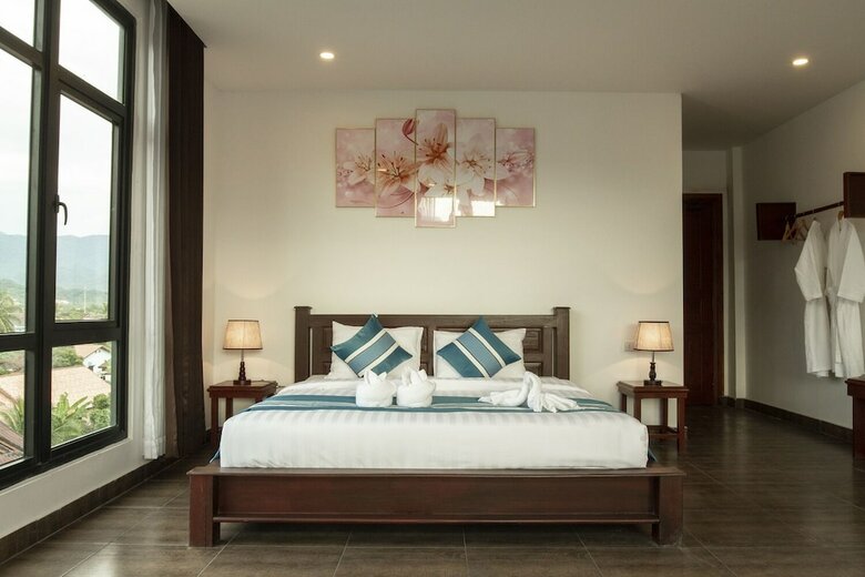 Serene Vang Vieng Hotel