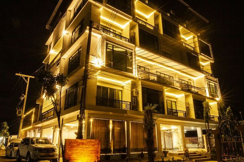 Serene Vang Vieng Hotel