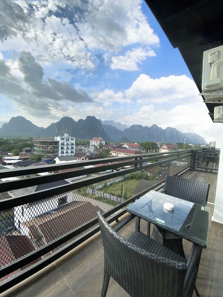 Serene Vang Vieng Hotel