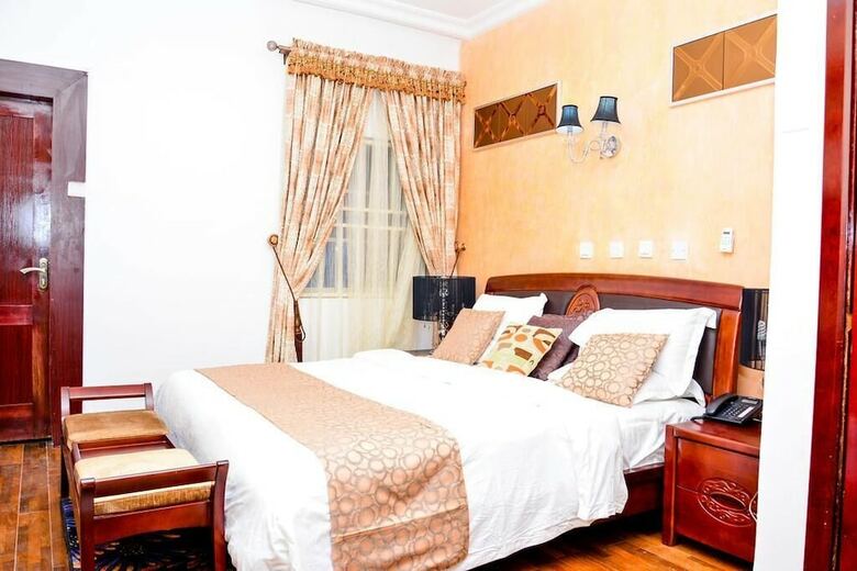Crystal House International Hotel