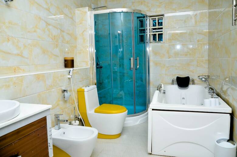 Crystal House International Hotel