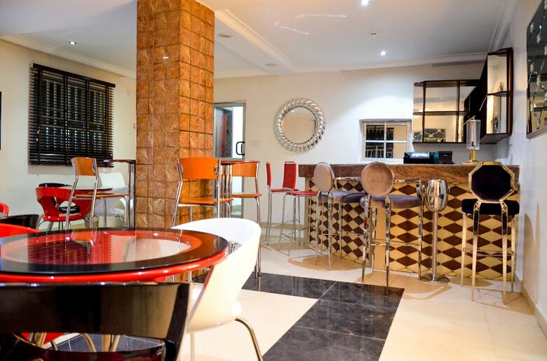 Crystal House International Hotel