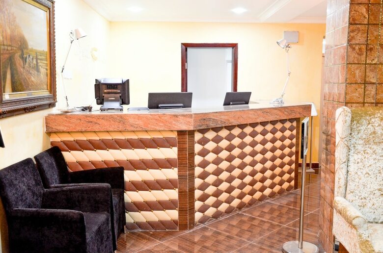 Crystal House International Hotel