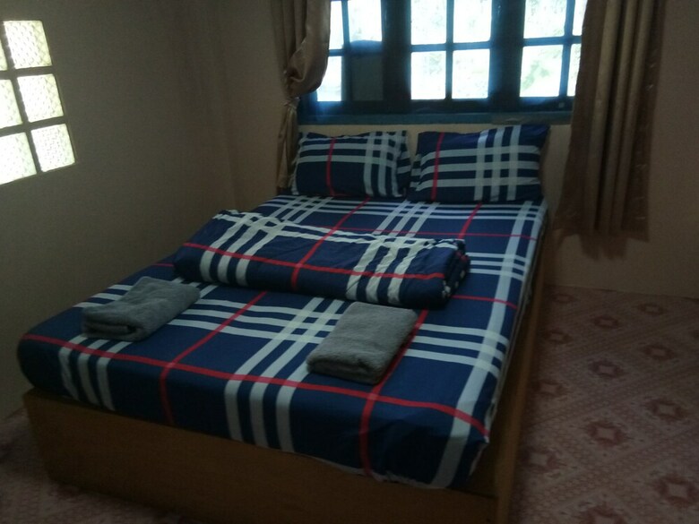 Hotel Two Rooms