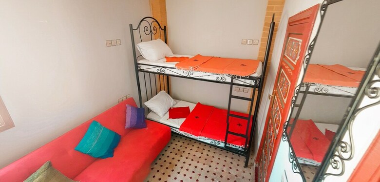 Hostal Hostel El Blida