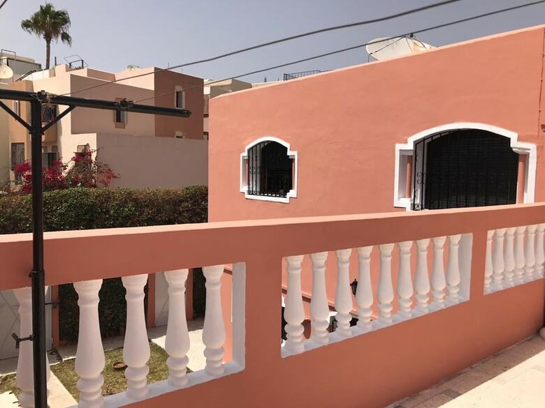 Stylish 4 Bedrooms Villa Ref 1081
