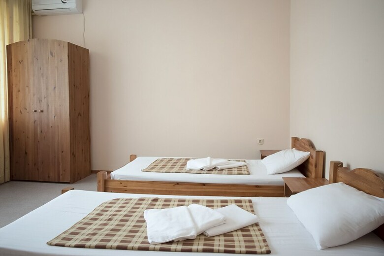 Akatsiya Hotel