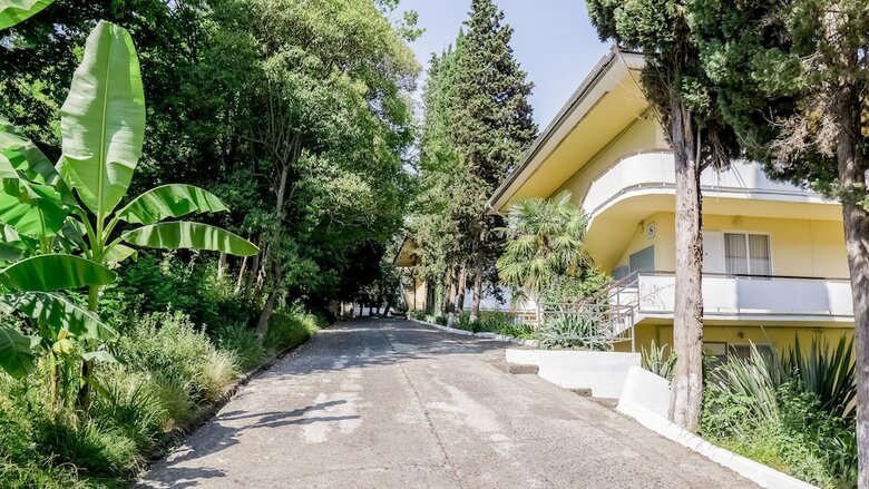 Akatsiya Hotel