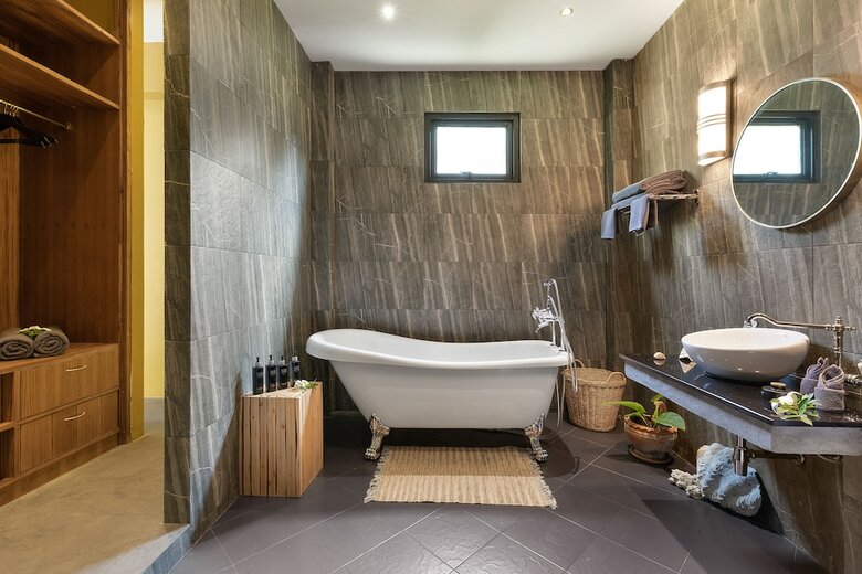 3 Bedroom Villa Baan Putahracsa Private Pool
