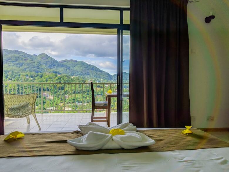 Apartamentos East View Self Catering