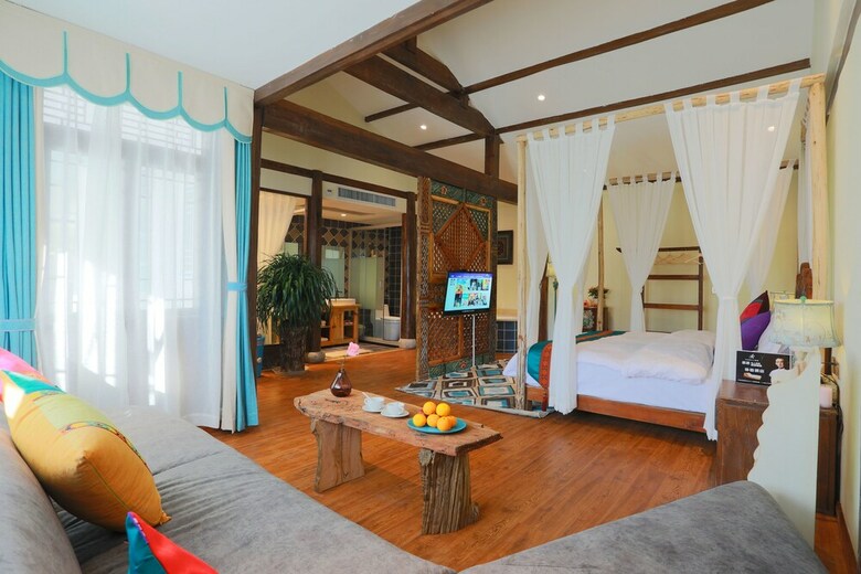 Posada Hua Linglong Courtyard Inn