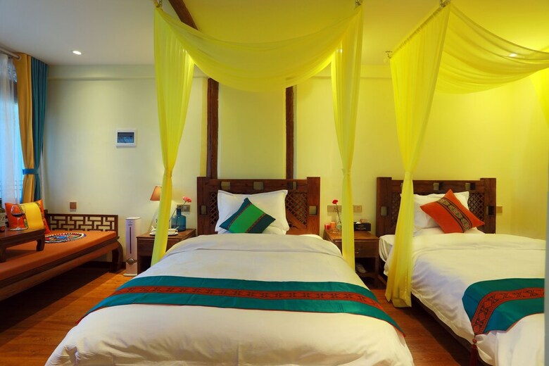 Posada Hua Linglong Courtyard Inn