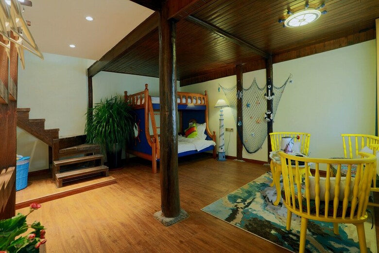 Posada Hua Linglong Courtyard Inn