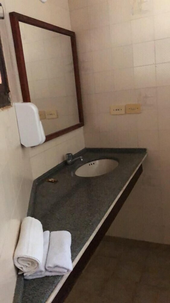 Porto Princesa Praia Hotel