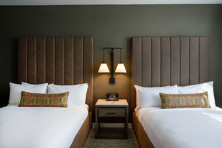 Hotel Vin, Autograph Collection
