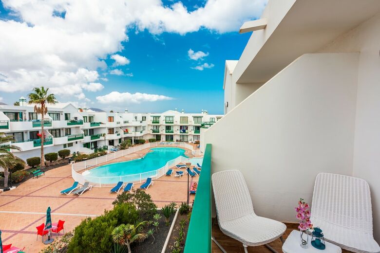 Apartamentos Paradise