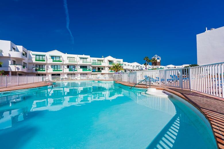 Apartamentos Paradise