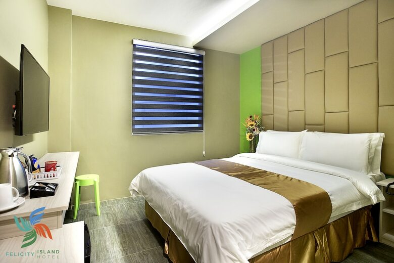 Felicity Island Hotel