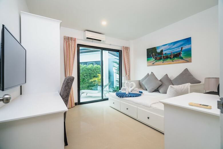 The White Pool Villa Kamala Beach Phuket