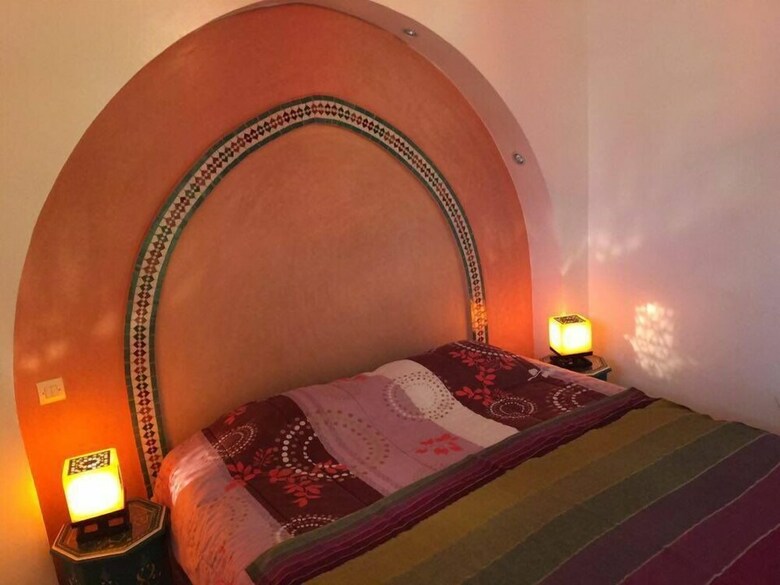 Apartamentos Beach Side 3 Bedrooms Riad  Ref 1092